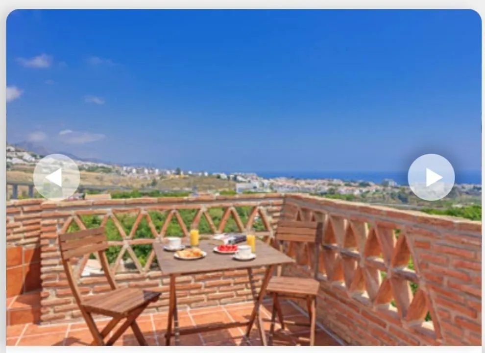 Villa Aranzazu With Private Pool Nerja Spain