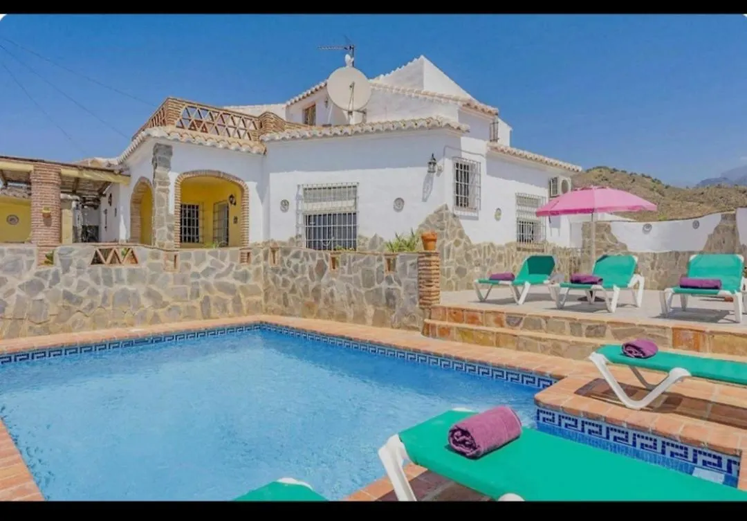 Villa Aranzazu With Private Pool Nerja